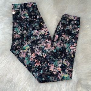 Lululemon Wunder Under High-Rise 7/8 Tight Full On Luon 25” Size 4